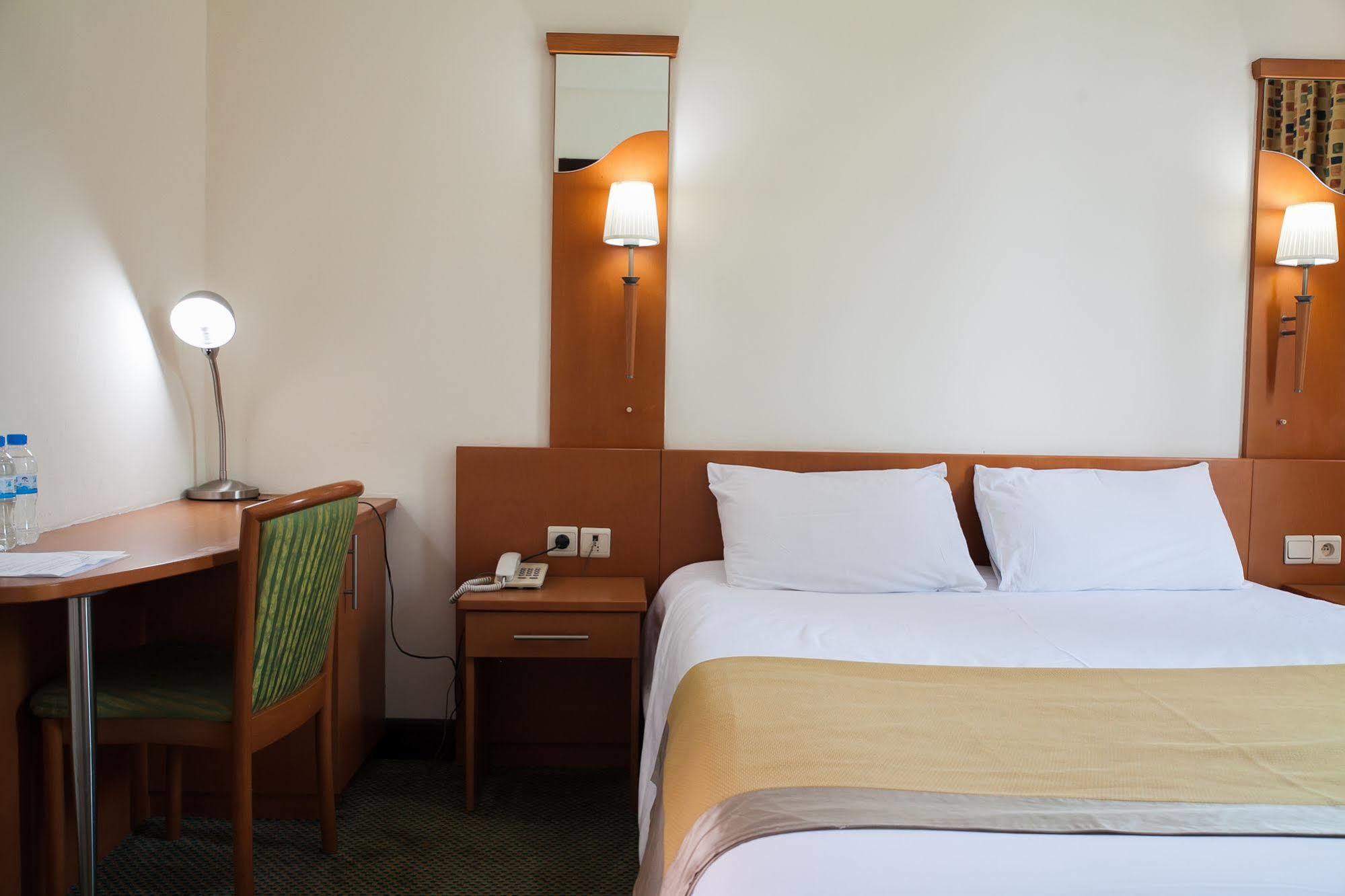 Gorillas City Centre Hotel Kigali Zewnętrze zdjęcie