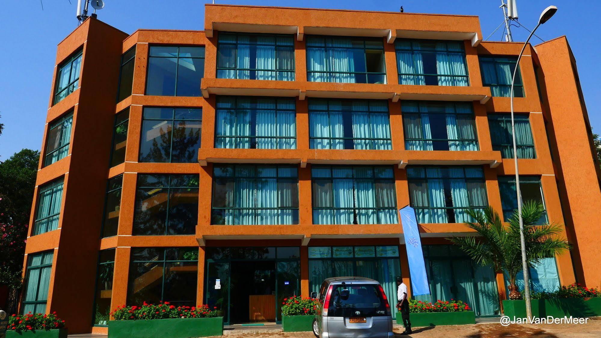 Gorillas City Centre Hotel Kigali Zewnętrze zdjęcie